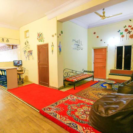 Pink City Hostel Jaipur Bagian luar foto