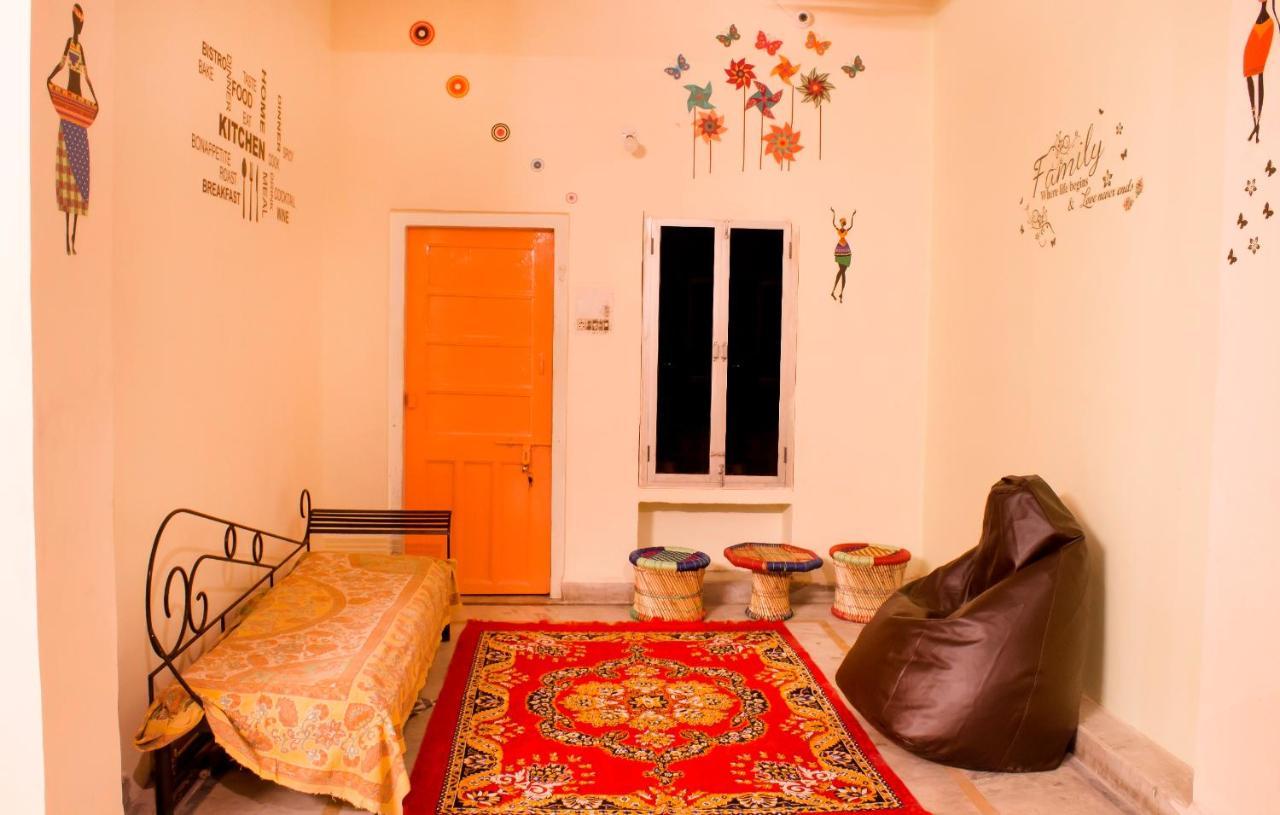Pink City Hostel Jaipur Bagian luar foto