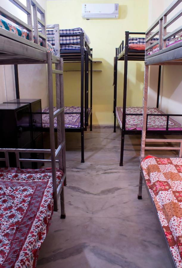 Pink City Hostel Jaipur Bagian luar foto