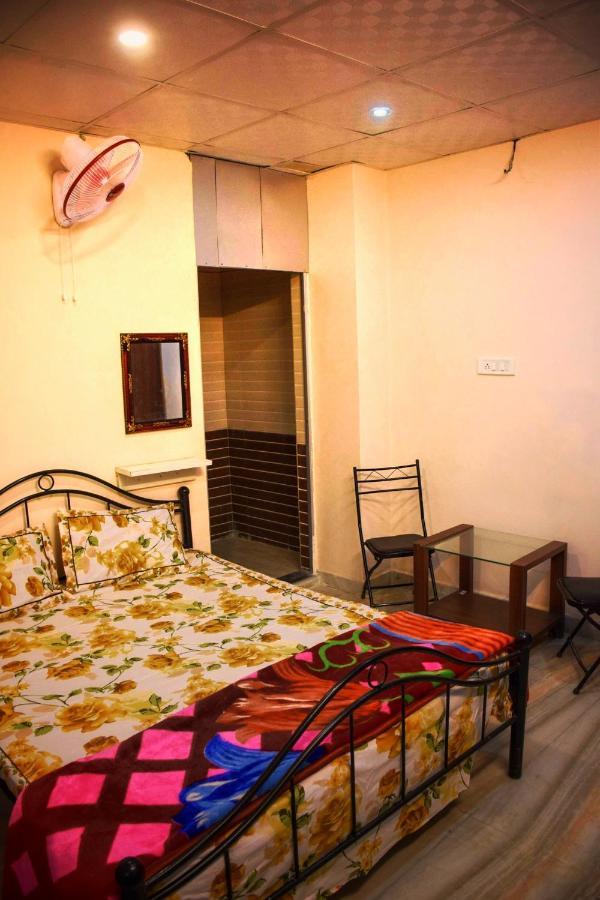 Pink City Hostel Jaipur Bagian luar foto