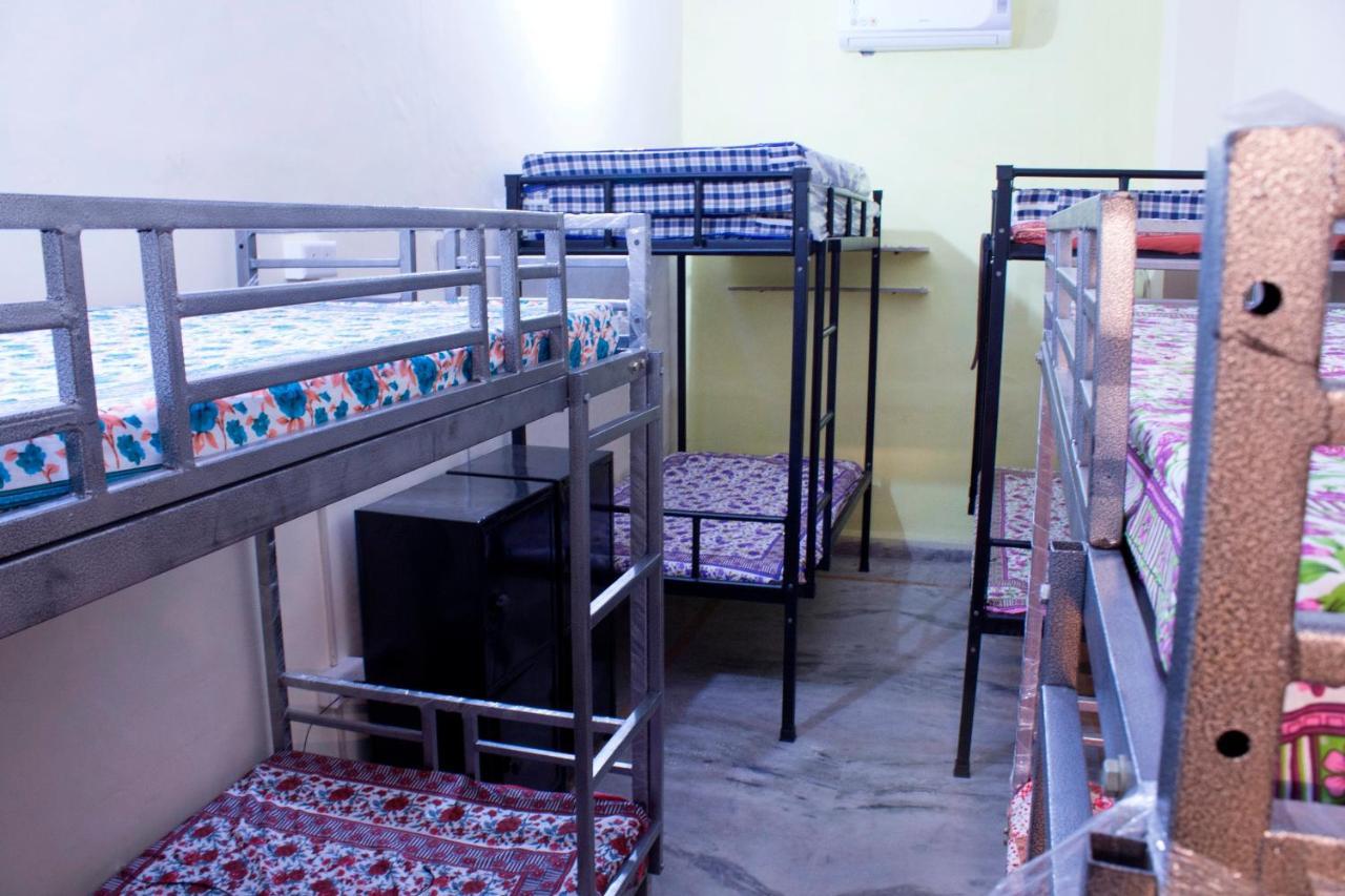 Pink City Hostel Jaipur Bagian luar foto
