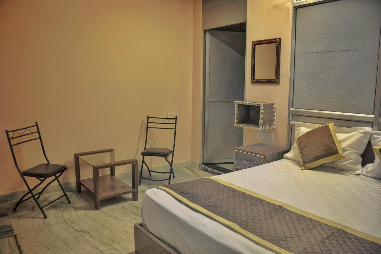 Pink City Hostel Jaipur Bagian luar foto